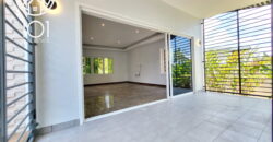 Pluto | Recently renovated story building