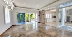 Pluto | Recently renovated story building