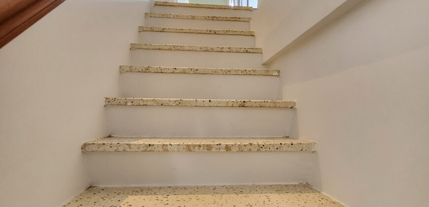 Pluto | Recently renovated story building