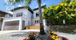 Pluto | Recently renovated story building