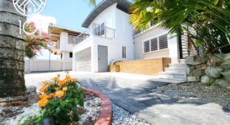 Pluto | Recently renovated story building