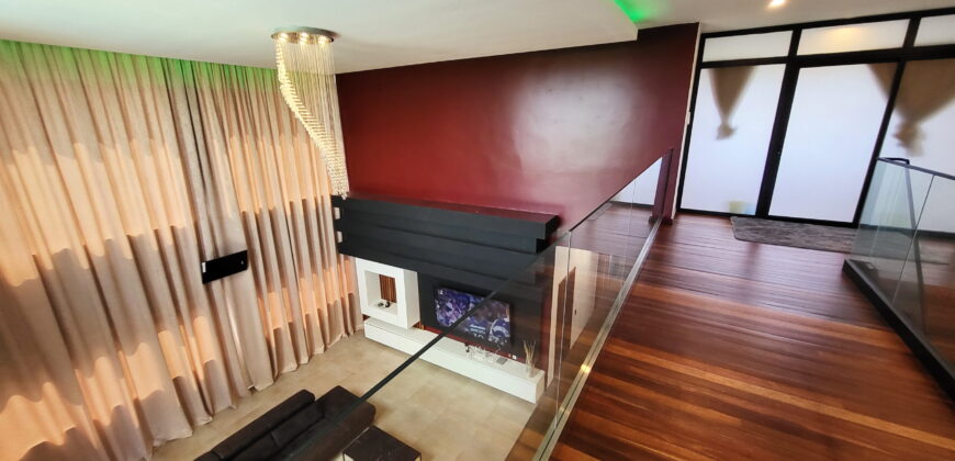 Sundance | Exclusive Two-Story House with Pool