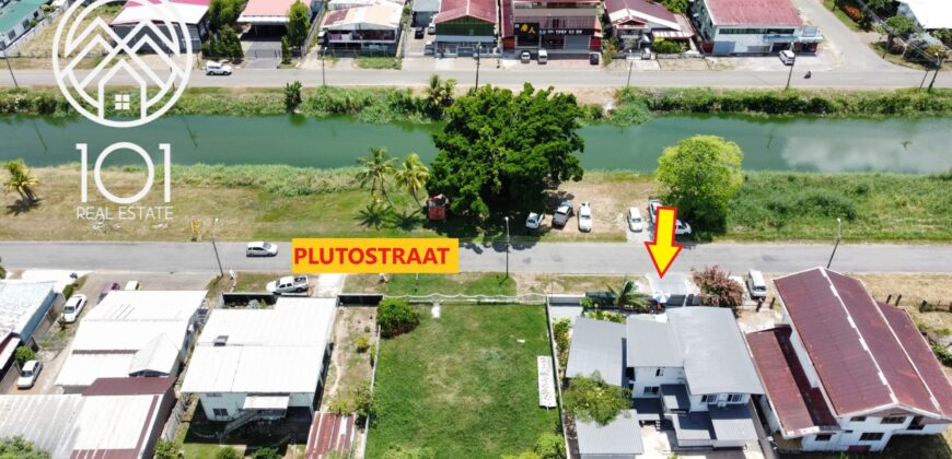 Pluto | Recently renovated story building