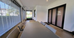 Sandra | Luxury low-rise villa with pool