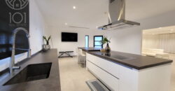 Sandra | Luxury low-rise villa with pool