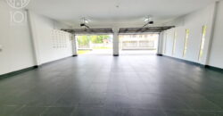 Lakatan | Luxury Ground-Level Villa