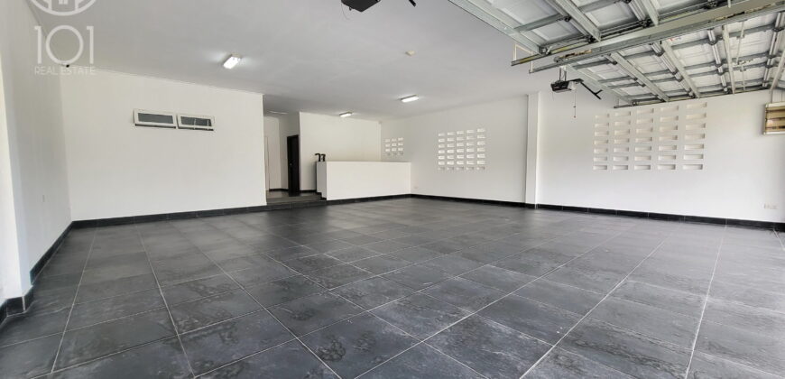 Lakatan | Luxury Ground-Level Villa