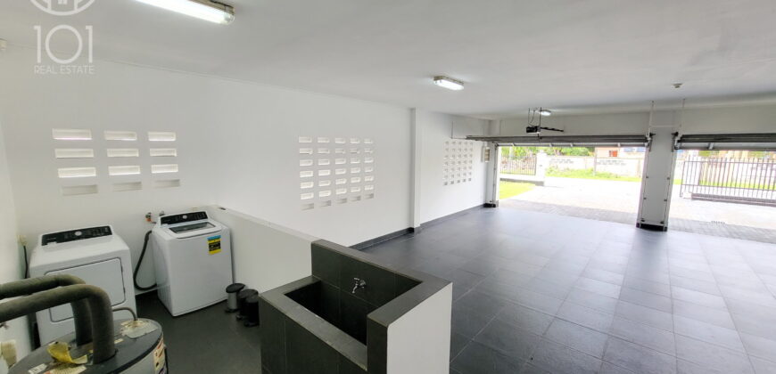 Lakatan | Luxury Ground-Level Villa