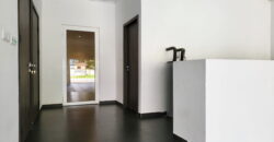 Lakatan | Luxury Ground-Level Villa