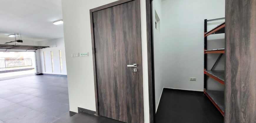 Lakatan | Luxury Ground-Level Villa