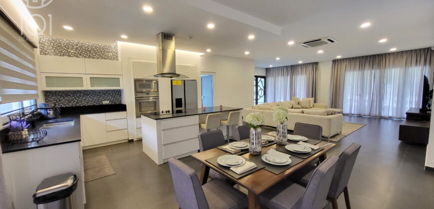 Lakatan | Luxury Ground-Level Villa