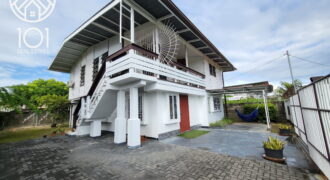 Furnished ground floor apartment