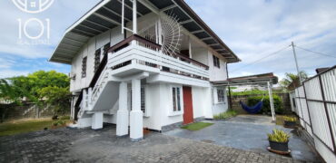 Furnished ground floor apartment